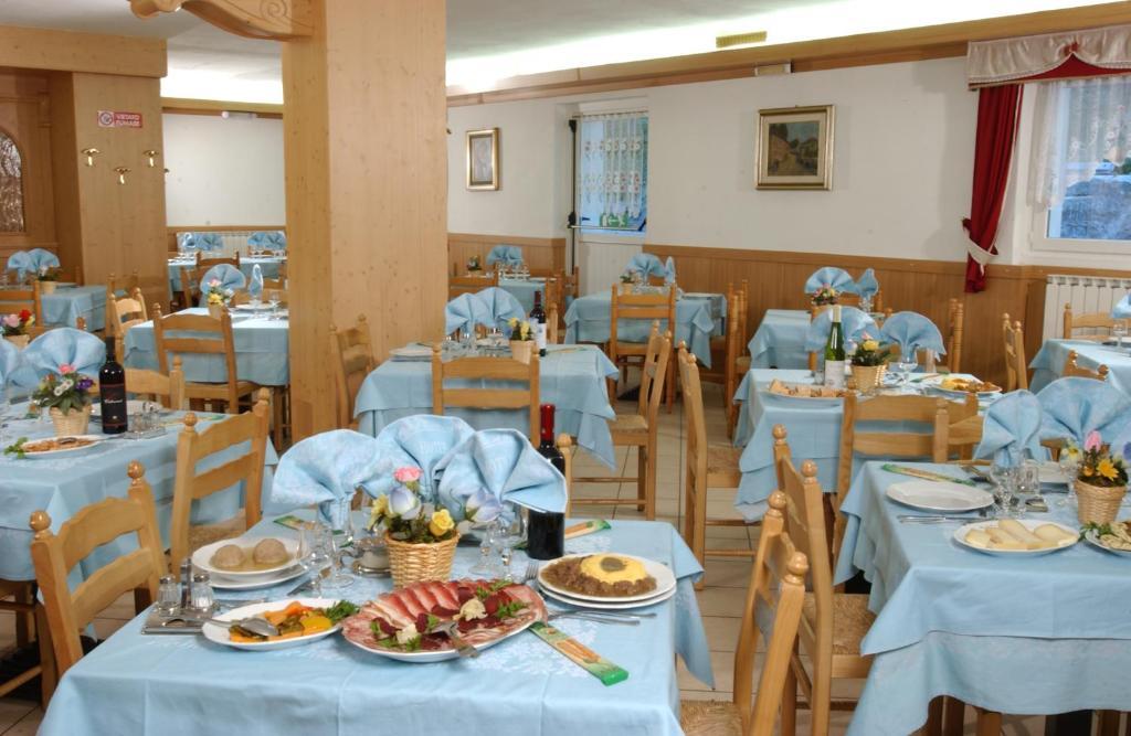 Hotel La Roccia Passo del Tonale Exterior photo